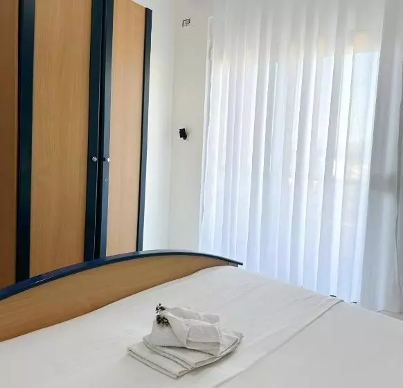 Aamiaismajoitus (B&B) Kel Rooms