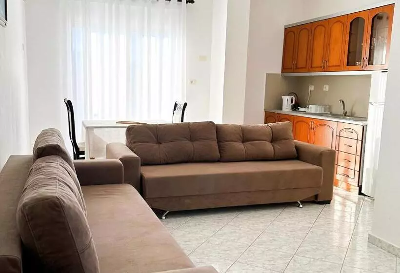 Aamiaismajoitus (B&B) Kel Rooms