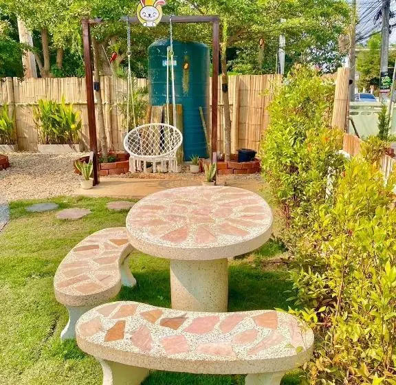 Aamiaismajoitus (B&B) Zoo Villa บ้านน้องกระต่าย