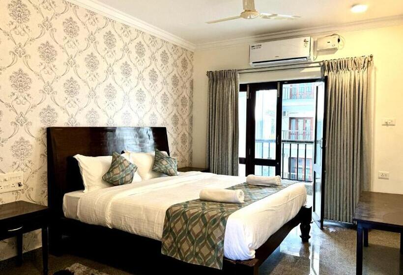 فندق Casa Eternal Resort Mandrem