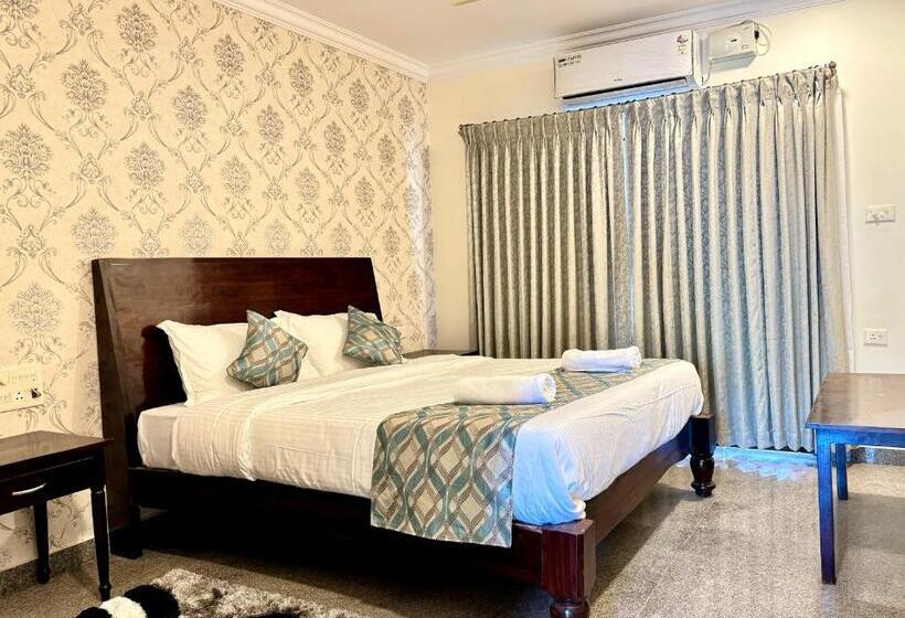 فندق Casa Eternal Resort Mandrem