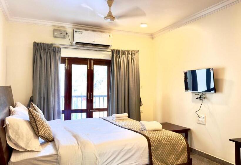 فندق Casa Eternal Resort Mandrem