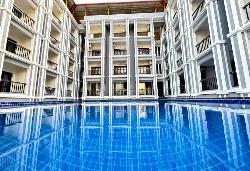 ホテル Casa Eternal Resort Mandrem