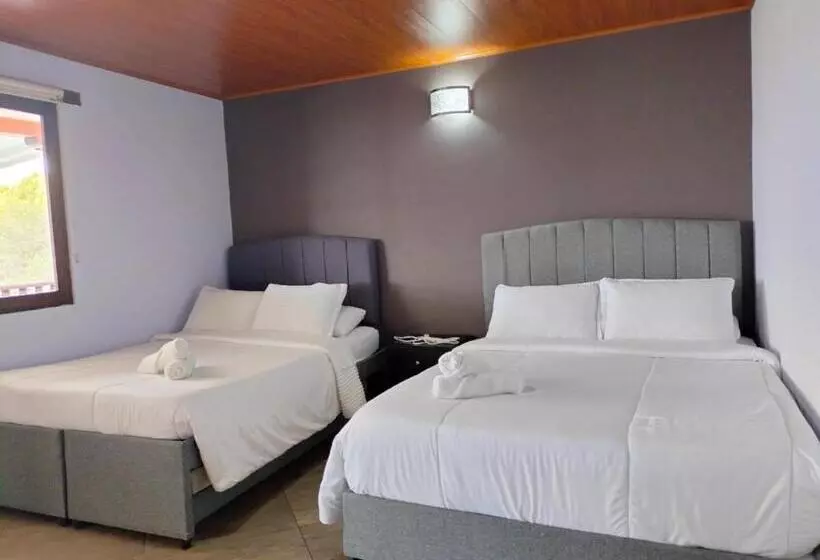 Hotelli Piedradeluna