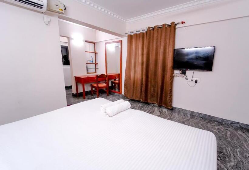 Hotel Pop Tavern Delight By Voye Homes