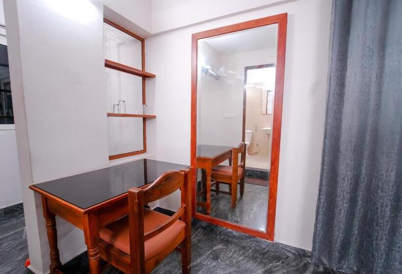 Hotel Pop Tavern Delight By Voye Homes