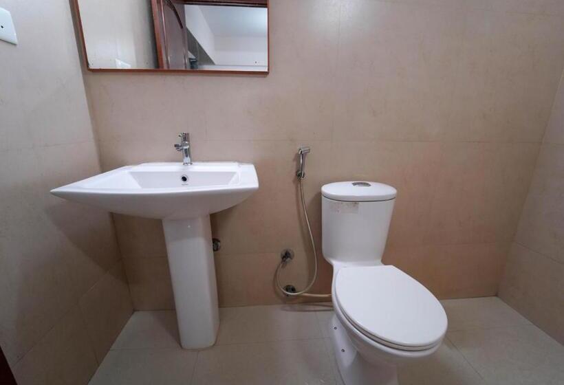 Hotel Pop Tavern Delight By Voye Homes