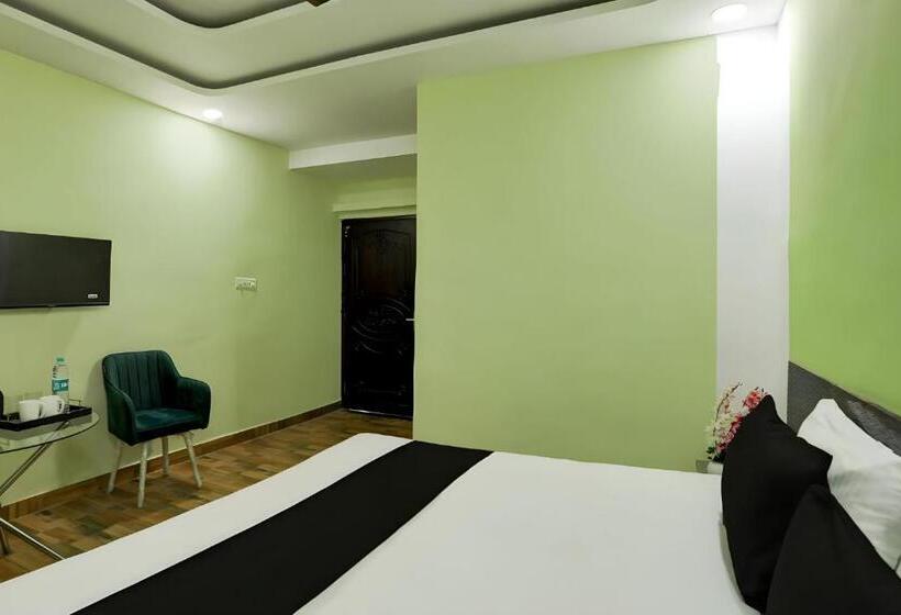 هتل Raisi Residency