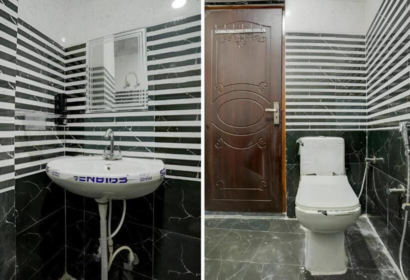 هتل Raisi Residency