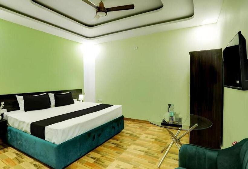 هتل Raisi Residency