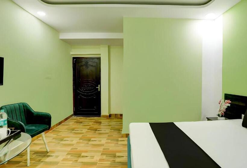 هتل Raisi Residency