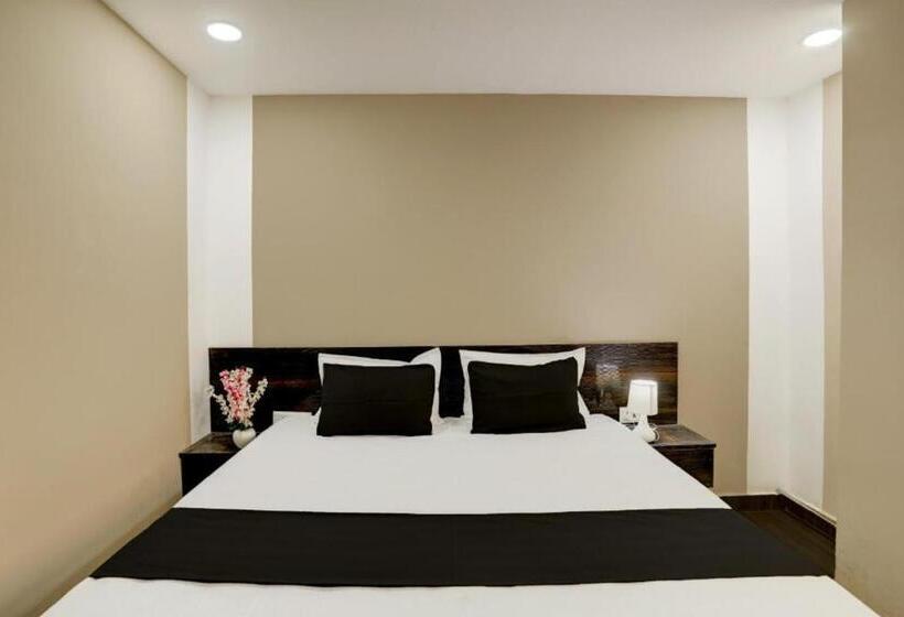 هتل Raisi Residency