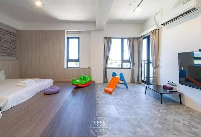 پانسیون Namek Guesthouse