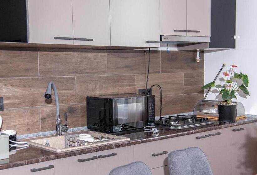 Pension Aparan Guest House