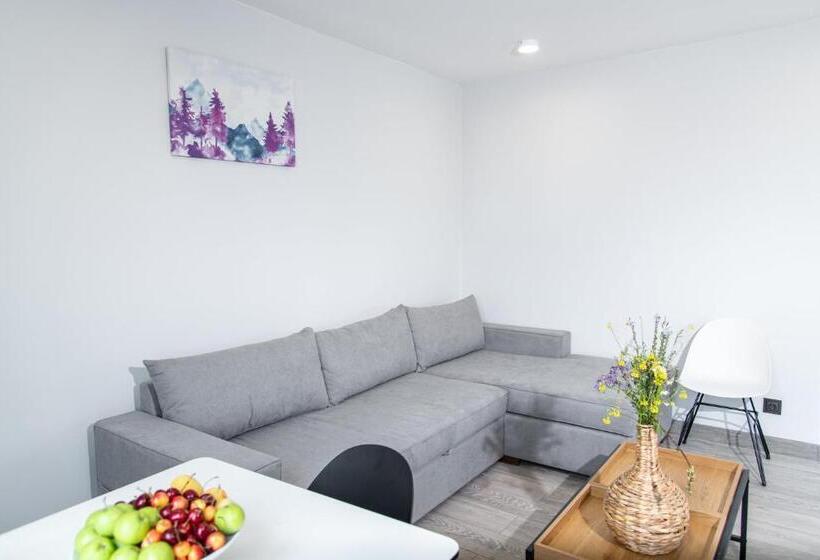 Pension Aparan Guest House