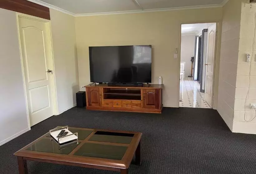 Majatalo Cooloola Cove Hideaway