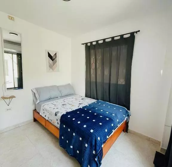 ペンション De La Rosa Home