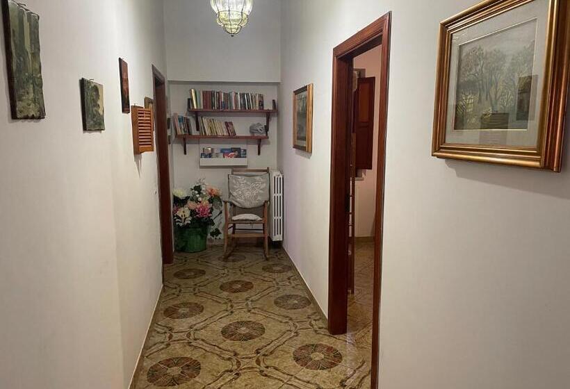 펜션 La Casa Di Luisa Appartamento 3 Camere