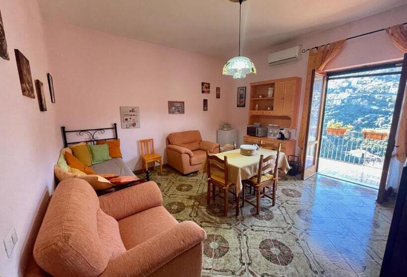 펜션 La Casa Di Luisa Appartamento 3 Camere