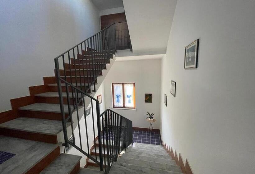 펜션 La Casa Di Luisa Appartamento 3 Camere