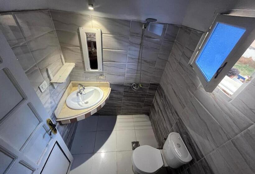 پانسیون Nobian House Studios #2