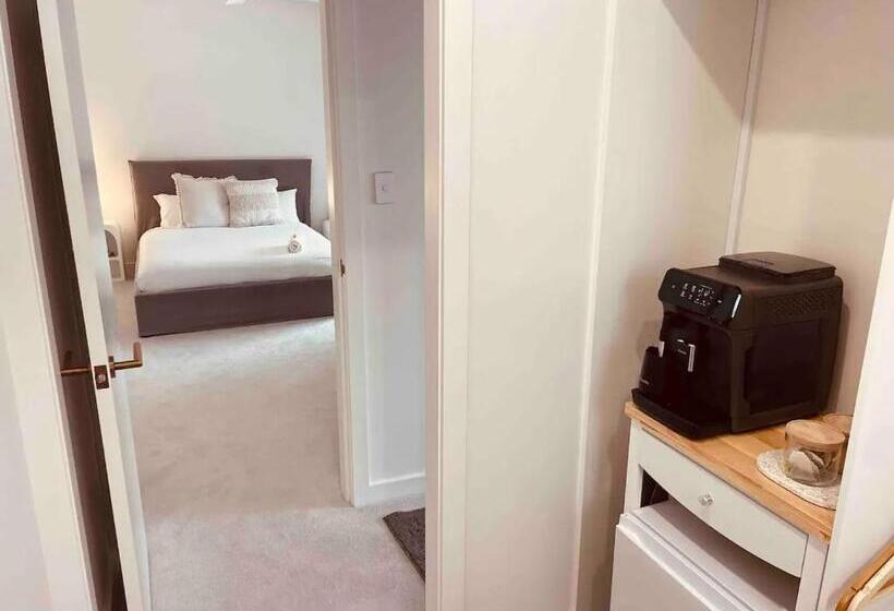 膳宿费 Ocean Lake Oasis