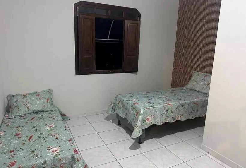 ペンション Pouso Dos Viajantes   Quarto Solteiro   Caetité Ba