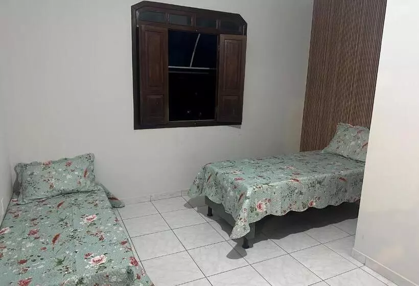 ペンション Pouso Dos Viajantes   Quarto Solteiro   Caetité Ba