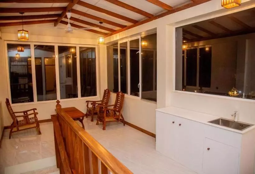 Majatalo Eden Sea View