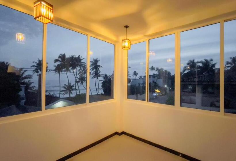 פנסיון Eden Sea View