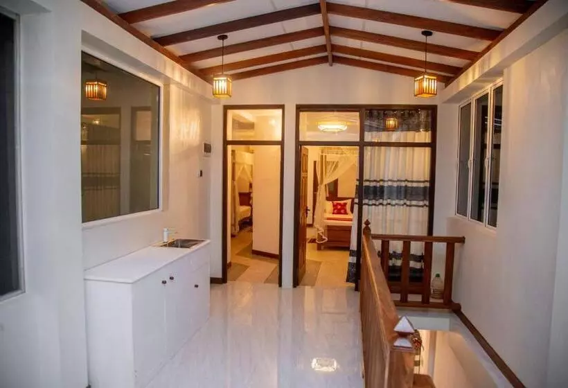 Majatalo Eden Sea View