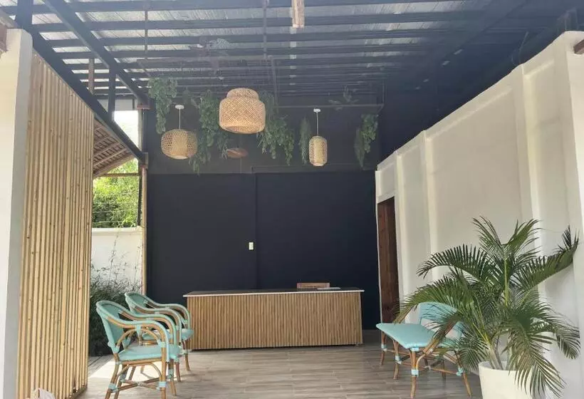 Lomakeskus Alona M Panglao