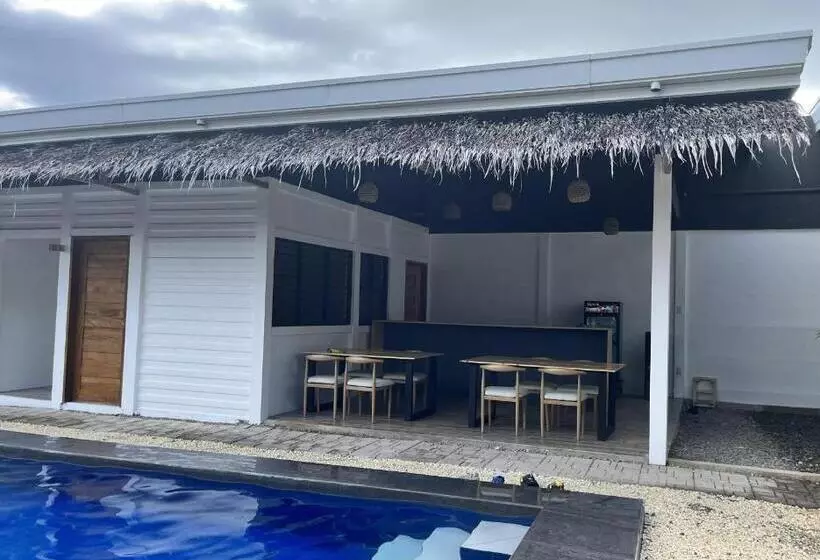 Lomakeskus Alona M Panglao