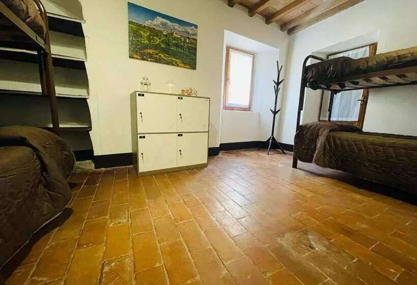 ユースホステル Casa Del Viandante Borgo Dei Sassi Di Roccamalatina
