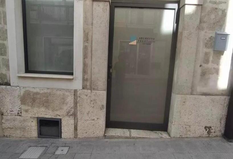 تختخواب و صبحانه Archetto Trentasei Casa Vacanze