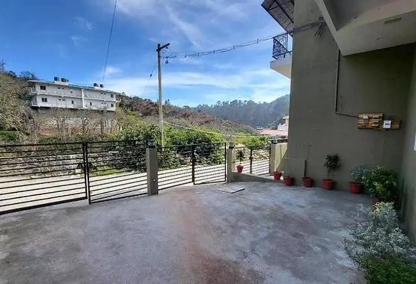 Fabhotel Hn Pear View Stays