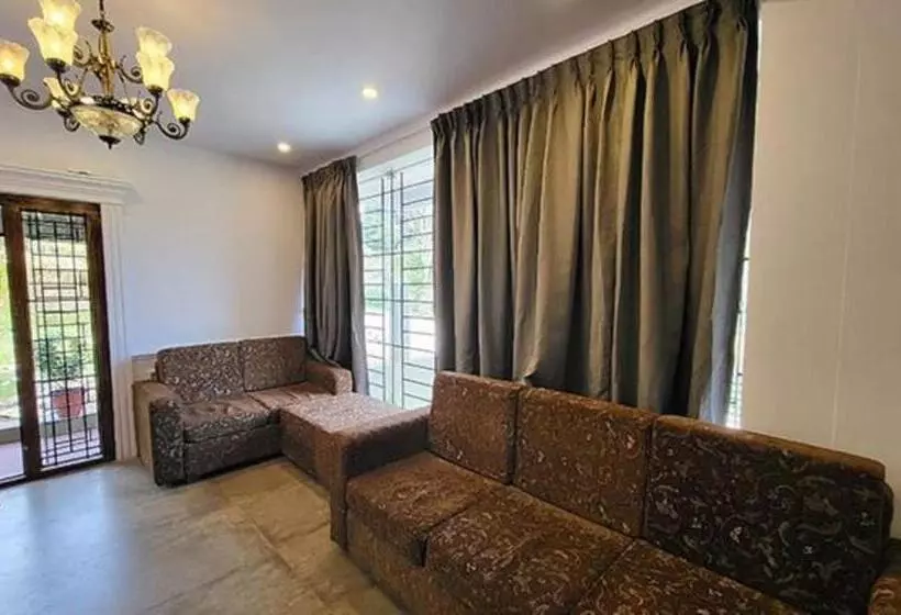 Fabhotel Hn Pear View Stays