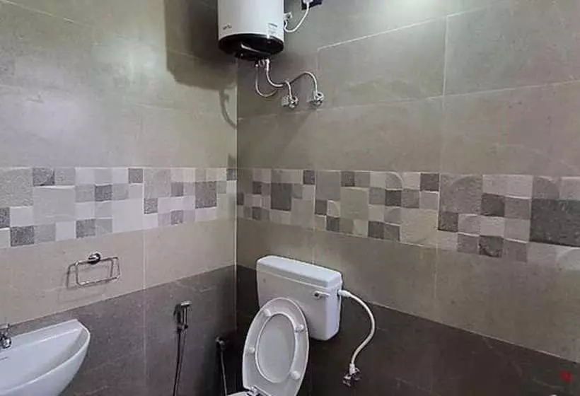 Fabhotel Hn Pear View Stays