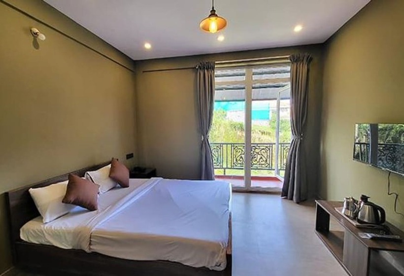 Fabhotel Hn Pear View Stays