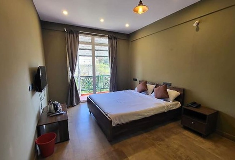 Fabhotel Hn Pear View Stays