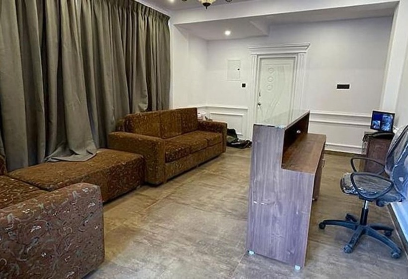 Fabhotel Hn Pear View Stays