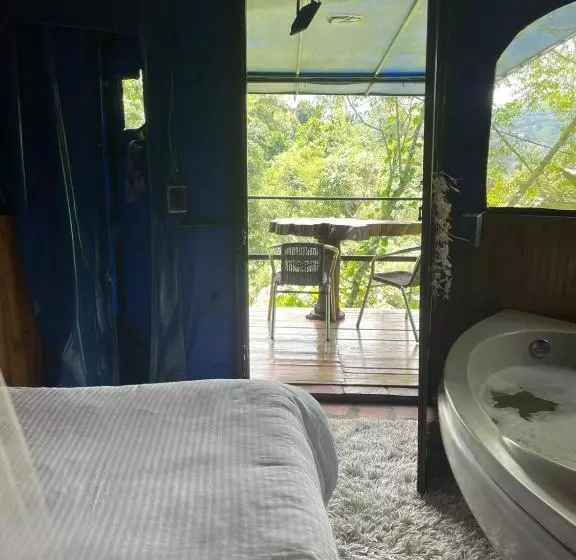 カプセルホテル Villas Del Rio Glamping