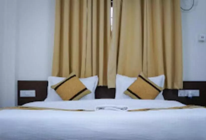 ホテル Erica Residency Guwahati