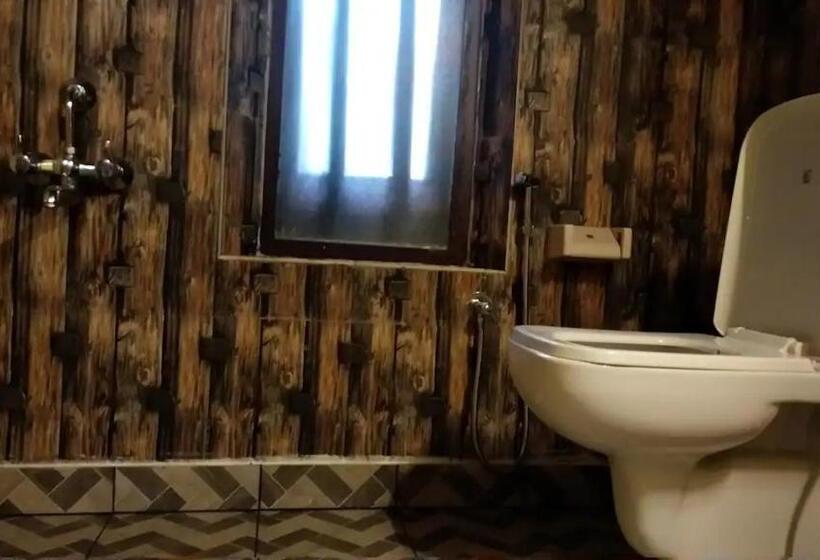 בית מלון כפרי Himalayan Heights, Manali