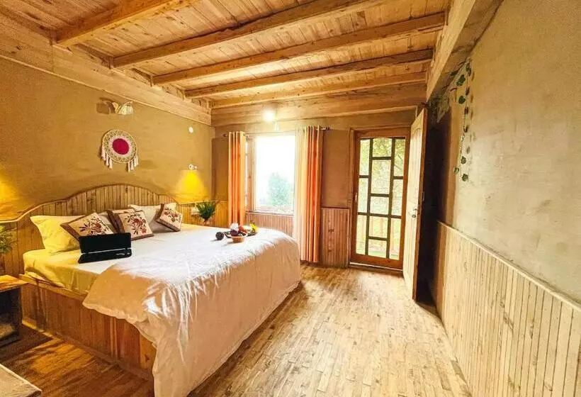 ホテル Himalayan Heights, Manali