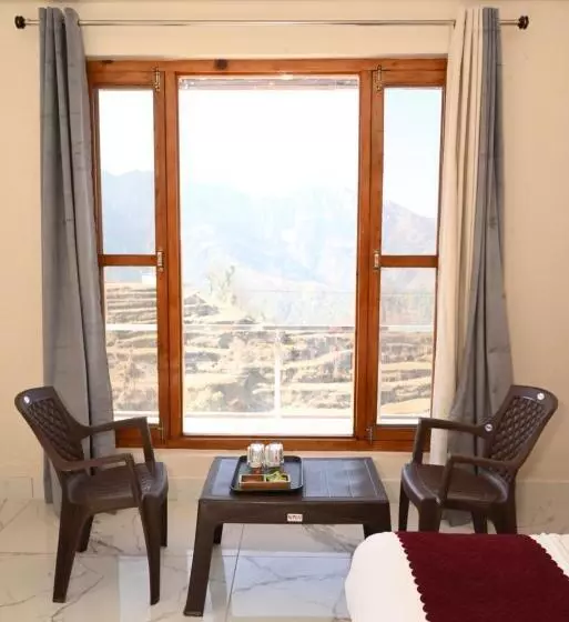 Hotelli Himalayan Hill Top Resort