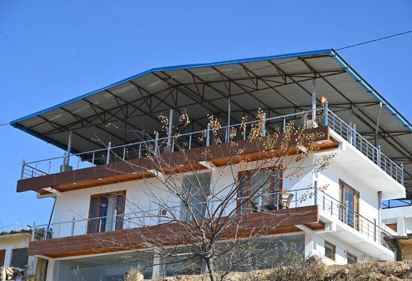 Hotel Himalayan Hill Top Resort