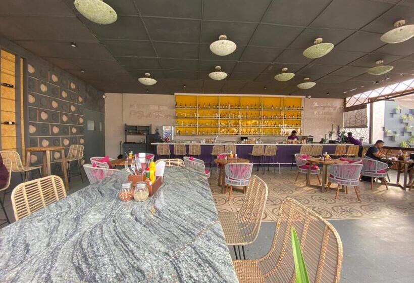 Hotel Just B Boutique