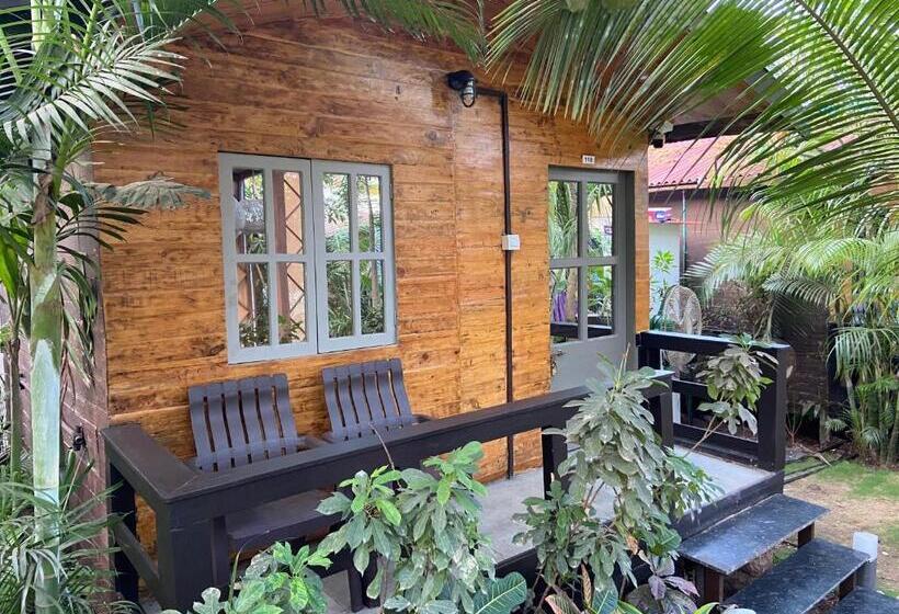 Hotel Just B Boutique