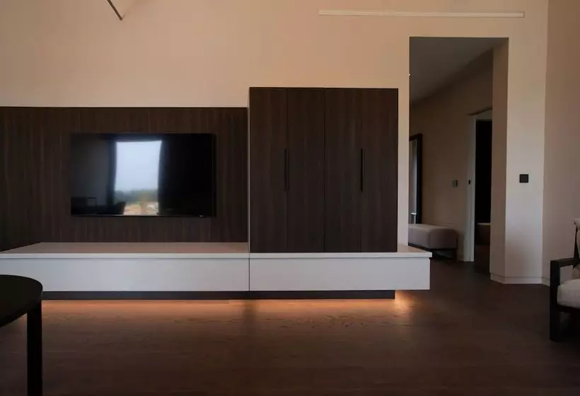 هتل Le Cattedrali Relais By Laqua Collection